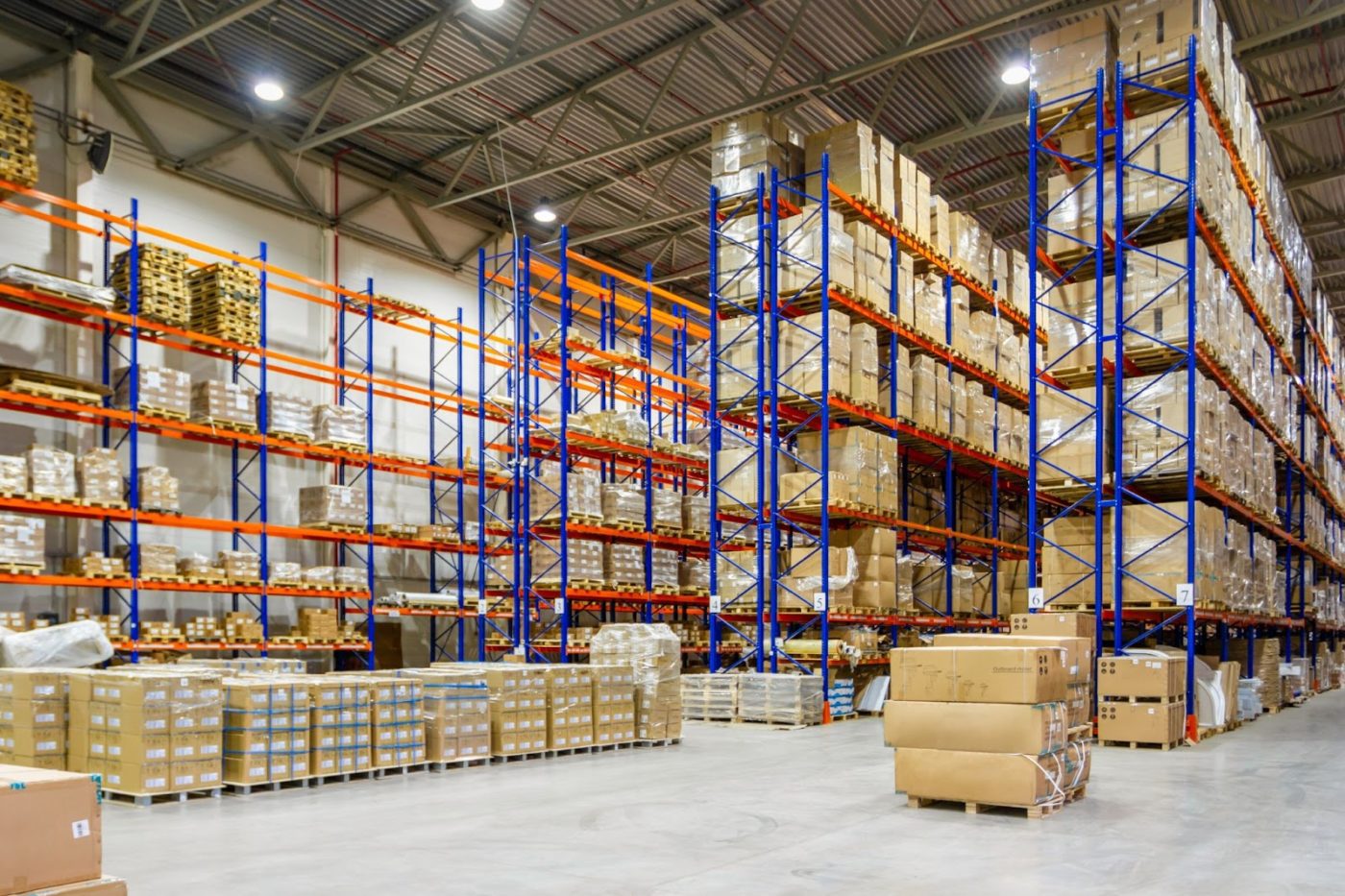 industrial pallet storage system